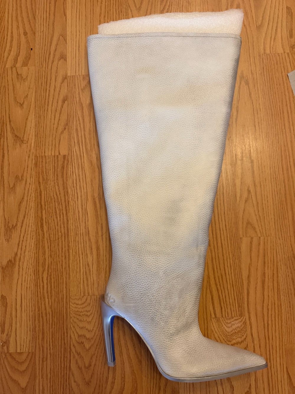 H&M White Tall Pointed Toe Heeled Boots
